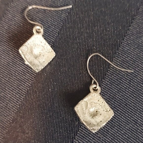 🎉FREE WITH PURCHASE🎉 Medieval Drop Earrings with multi-colour stones - Picture 3 of 3